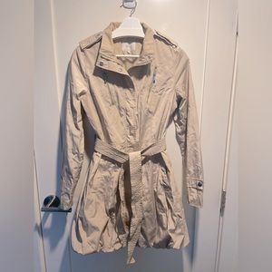 Laundry Bag coat, detachable hood, storage pouch